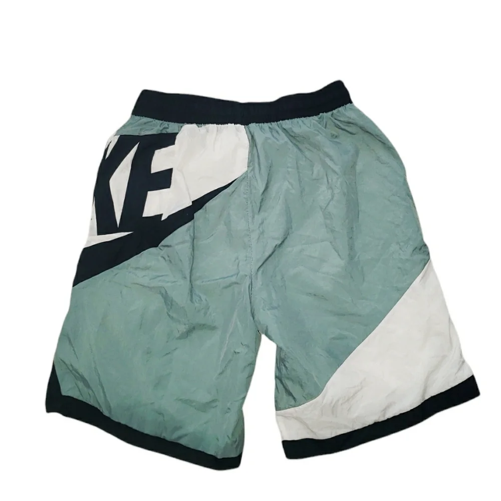 ‼️SOLD‼️ Nike Dri-Fit Air Rare Throwback Futura Spellout Colorblock Shorts - Picture 7 of 13